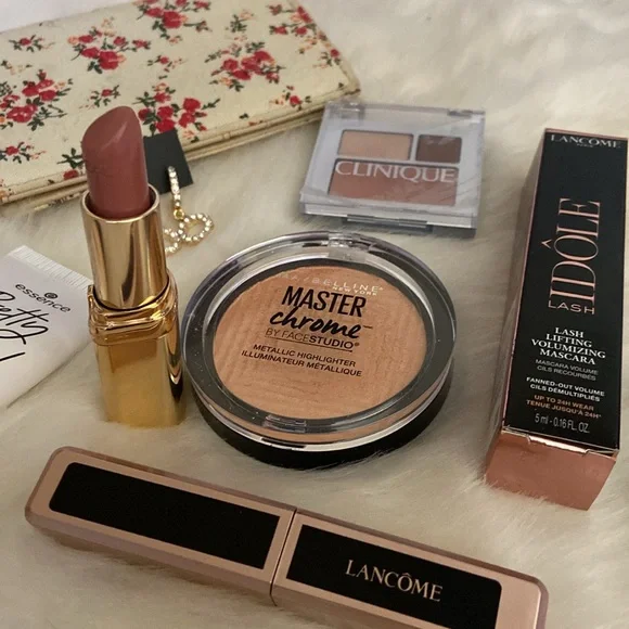 Makeup bundle 7 items - Picture 5 of 9